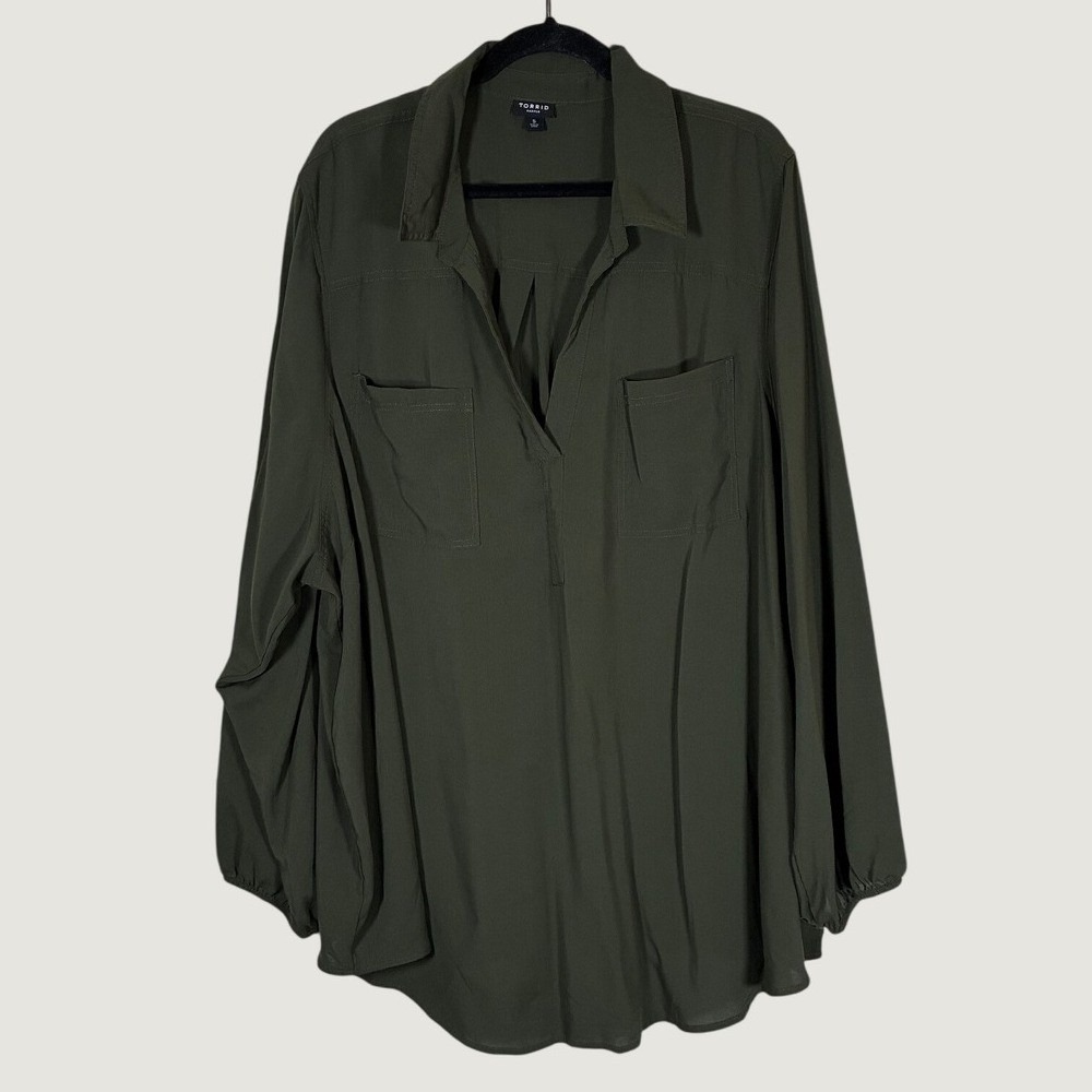 Torrid Harper Pullover Blouse Olive Green Georgette Pocket Shirt Plus 5X 5XL - Picture 1 of 7